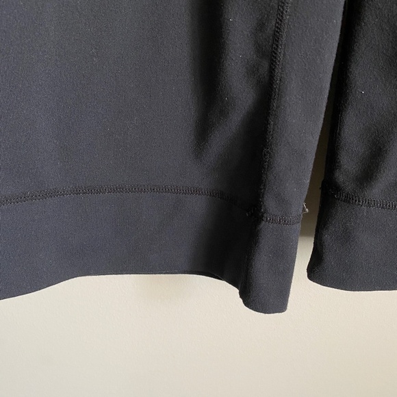 Lululemon Women's Black Capri Yoga Pant Leggings Size 4 - Picture 3 of 11